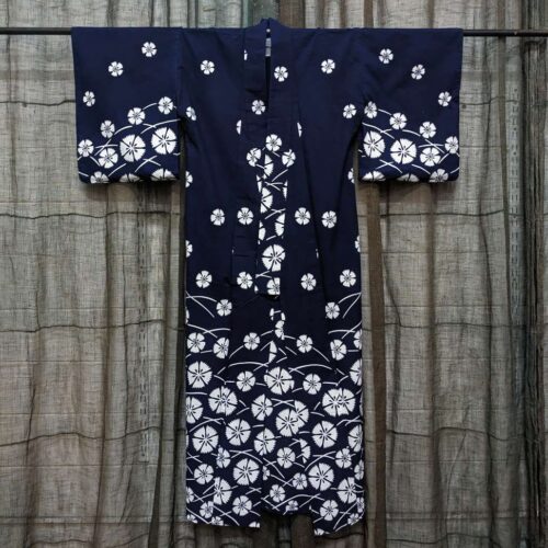 Yukata, Japanese Cotton Kimono - Blue with White Floral Motif